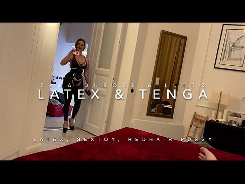 ❤️ Usisi otholwa enekhanda elibomvu egqoke imvunulo ye-latex ebhejwa usingamzali Izithombe zocansi ezisezingeni eliphezulu kithi  ❌❤